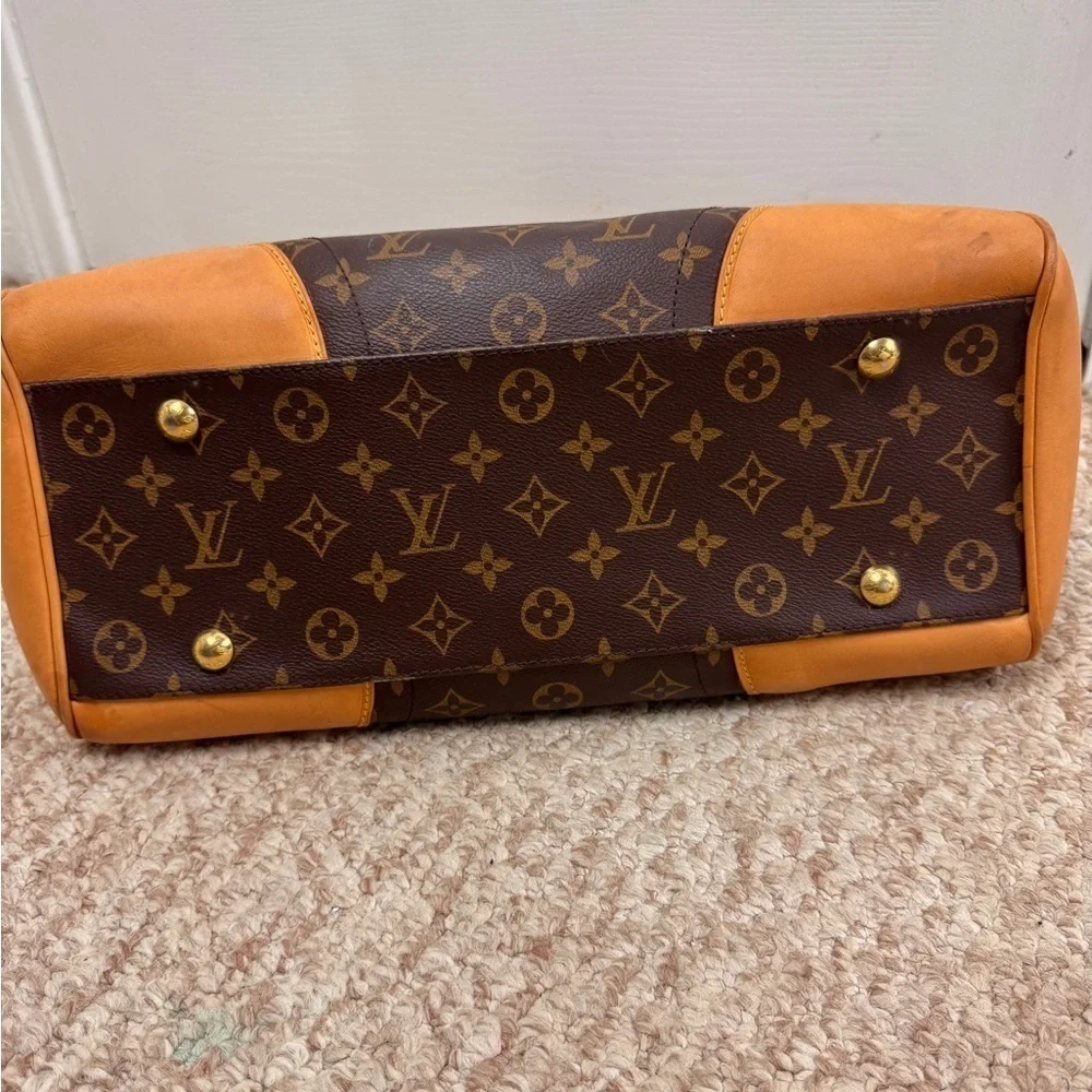 Louis Vuitton Beverly Monogram Shoulder Bag Classic & Timeless.